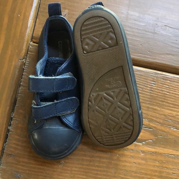 Toddler Converse - Picture 2 of 6